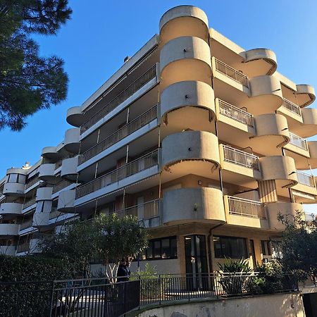 Appartamento - Terrazzo Vivibile Vista Mare, Wi-Fi Gratuito 발레크로시아 외부 사진