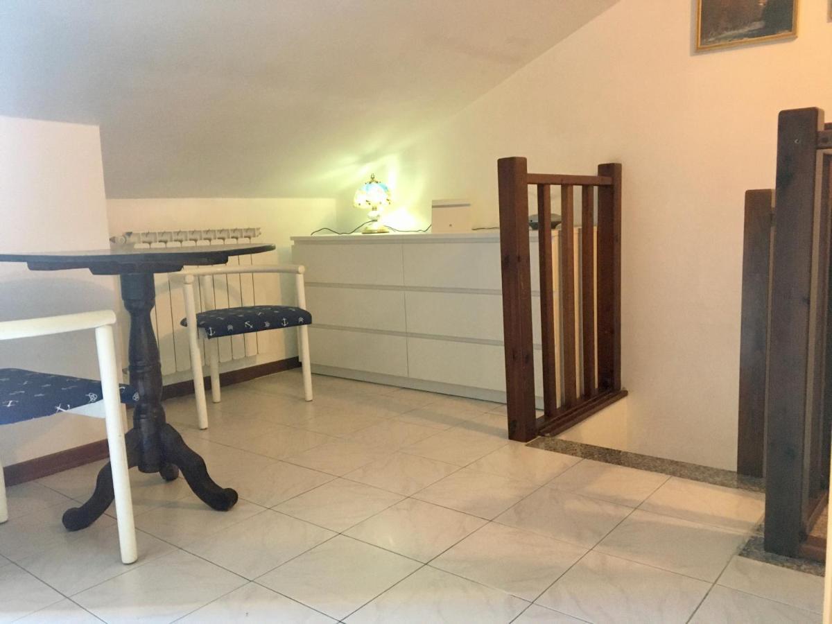 Appartamento - Terrazzo Vivibile Vista Mare, Wi-Fi Gratuito 발레크로시아 외부 사진