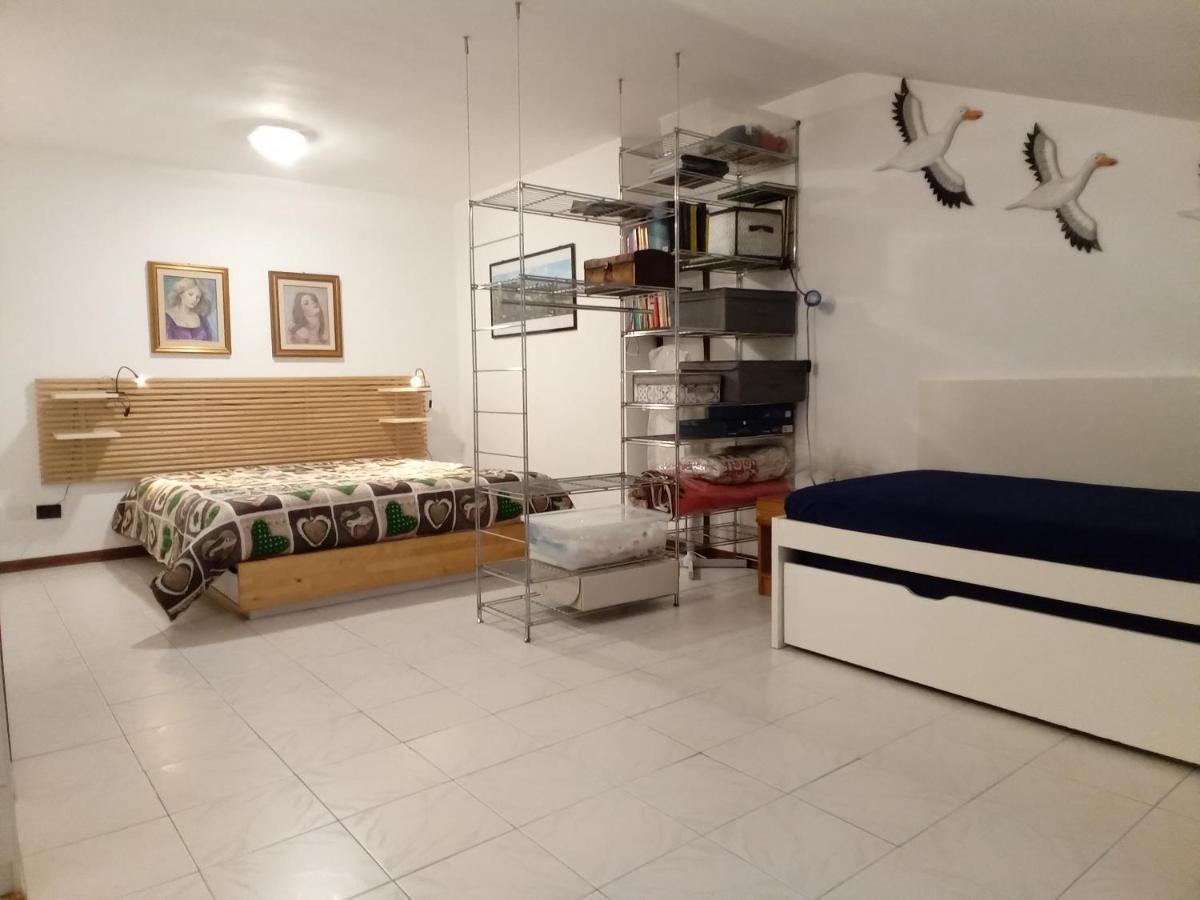 Appartamento - Terrazzo Vivibile Vista Mare, Wi-Fi Gratuito 발레크로시아 외부 사진