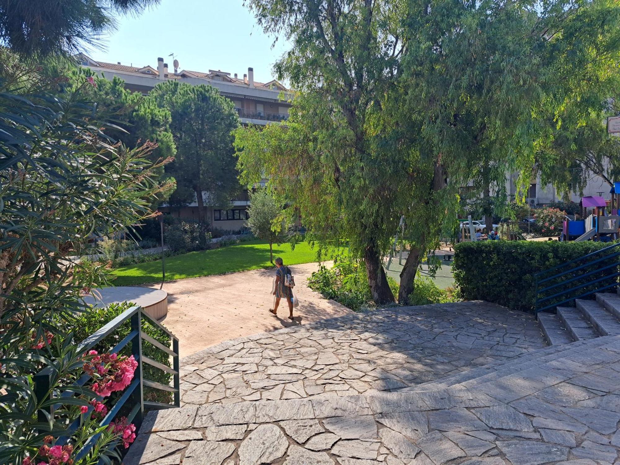 Appartamento - Terrazzo Vivibile Vista Mare, Wi-Fi Gratuito 발레크로시아 외부 사진