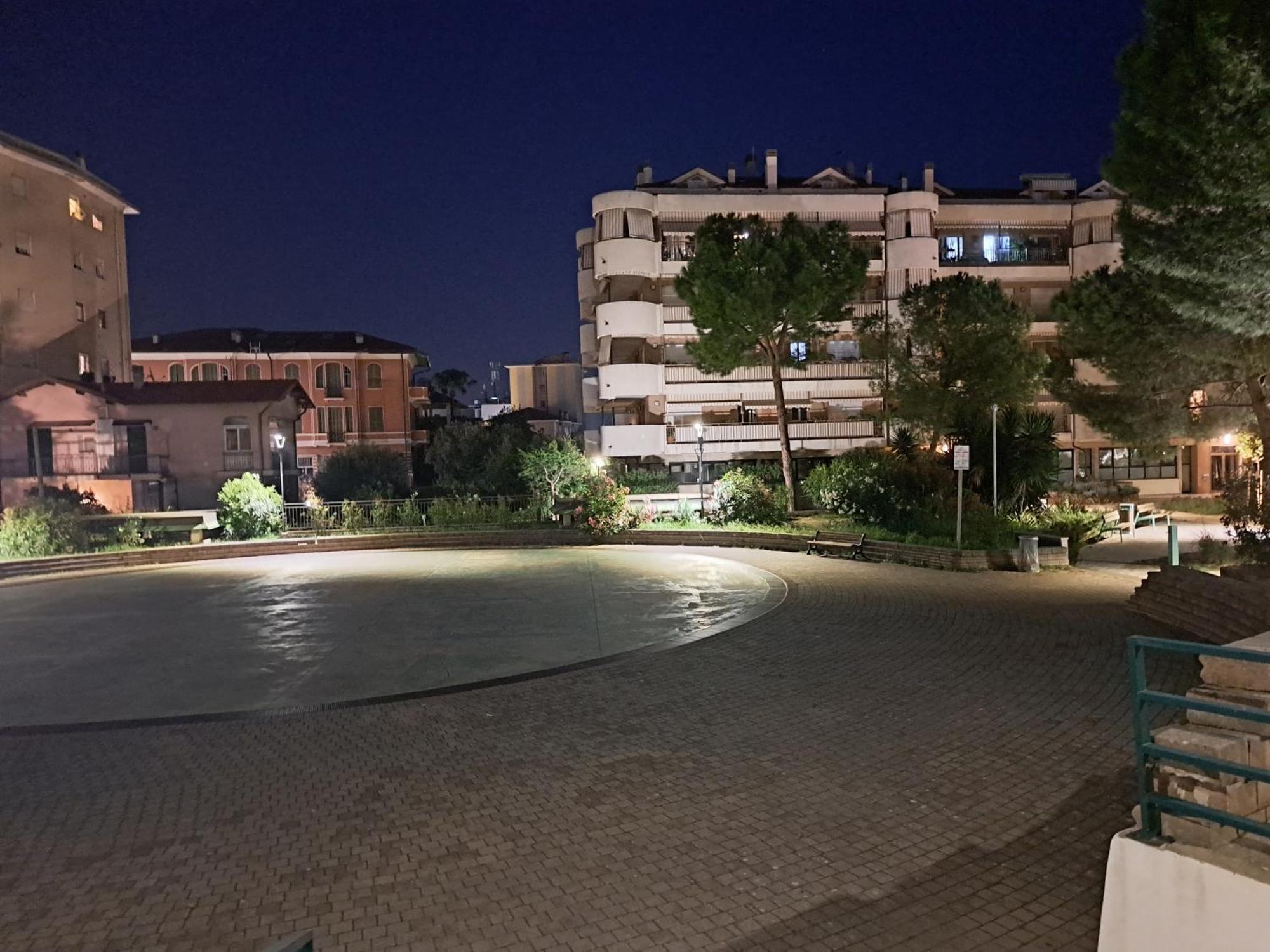 Appartamento - Terrazzo Vivibile Vista Mare, Wi-Fi Gratuito 발레크로시아 외부 사진