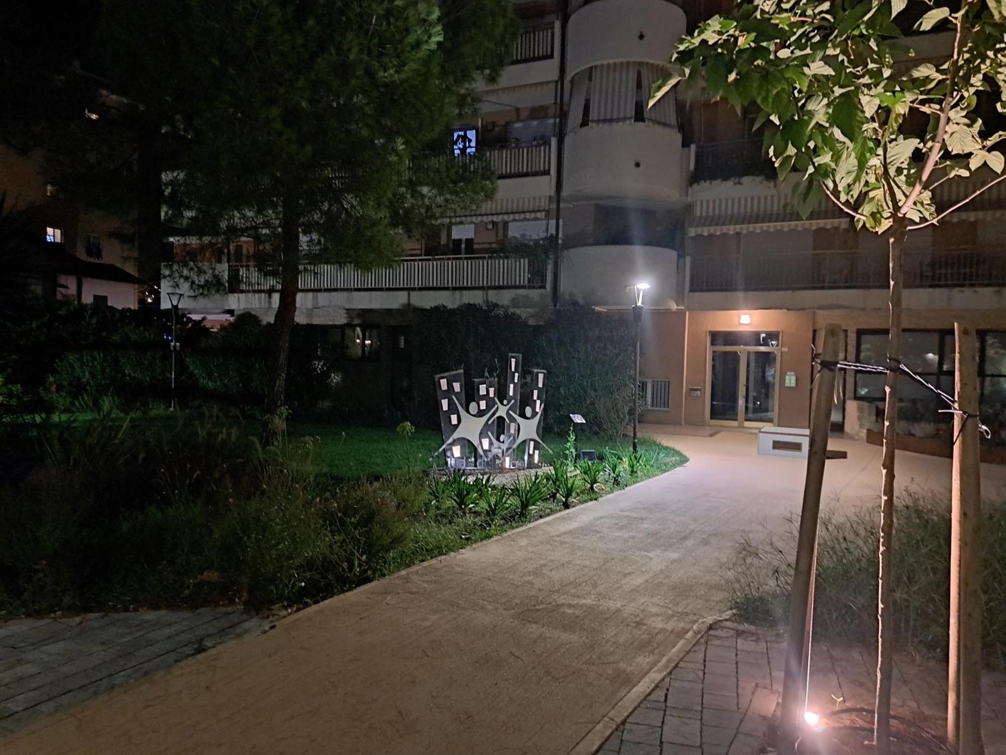 Appartamento - Terrazzo Vivibile Vista Mare, Wi-Fi Gratuito 발레크로시아 외부 사진